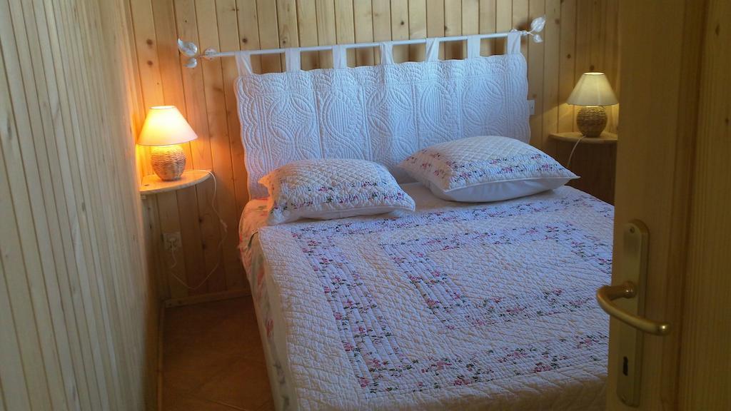 Вилла L'Aubepine Mollans-sur-Ouveze Номер фото